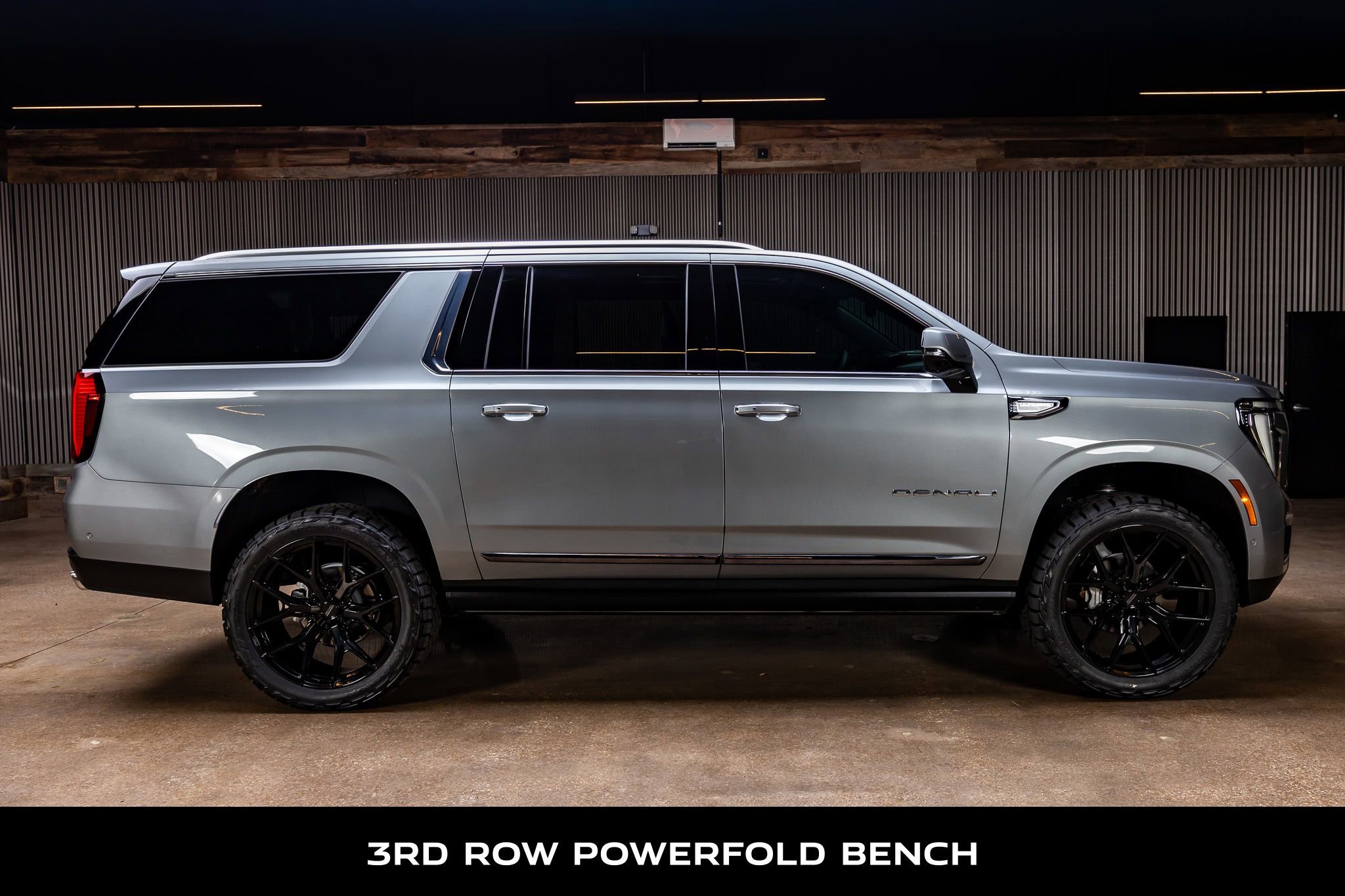 Used 2026 GMC Yukon XL Denali Ultimate image 11