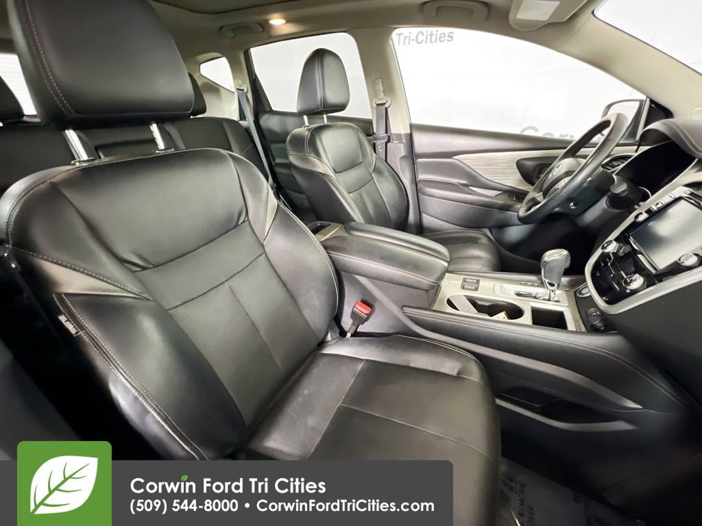 Used 2018 Nissan Murano SL w/ Moonroof Package image 17