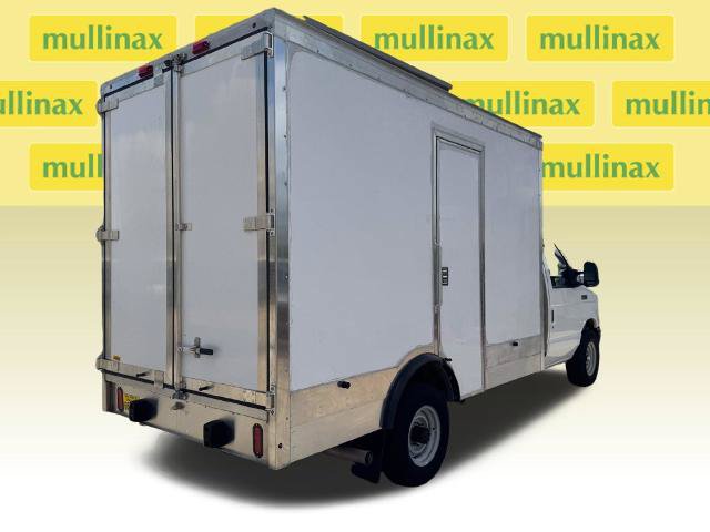 Certified 2023 Ford E-350 and Econoline 350 Super Duty w/ Power Windows & Locks Group RWD image 4
