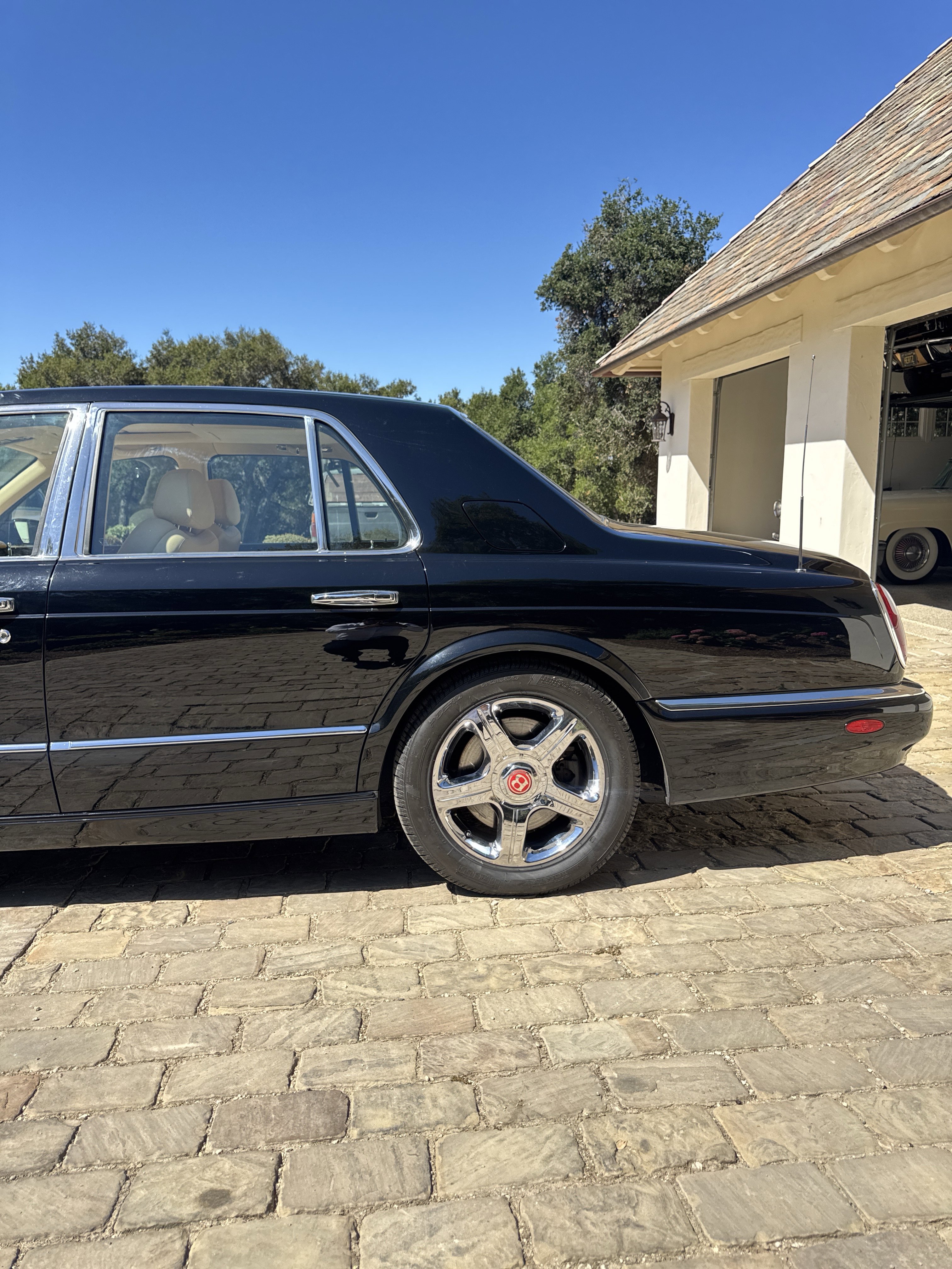 Used 2001 Bentley Arnage Red Label image 10