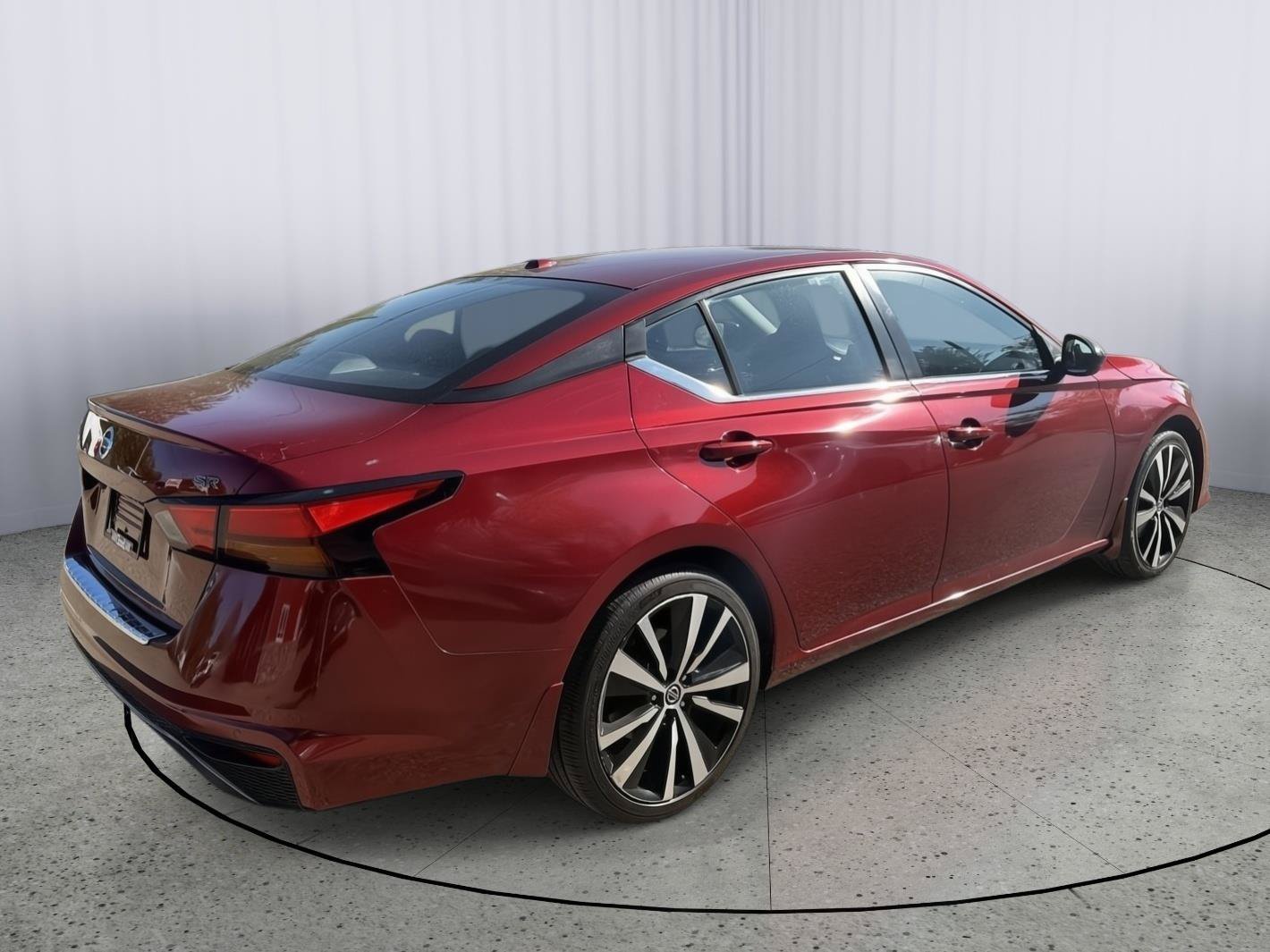 Used 2020 Nissan Altima 2.5 SR FWD image 7
