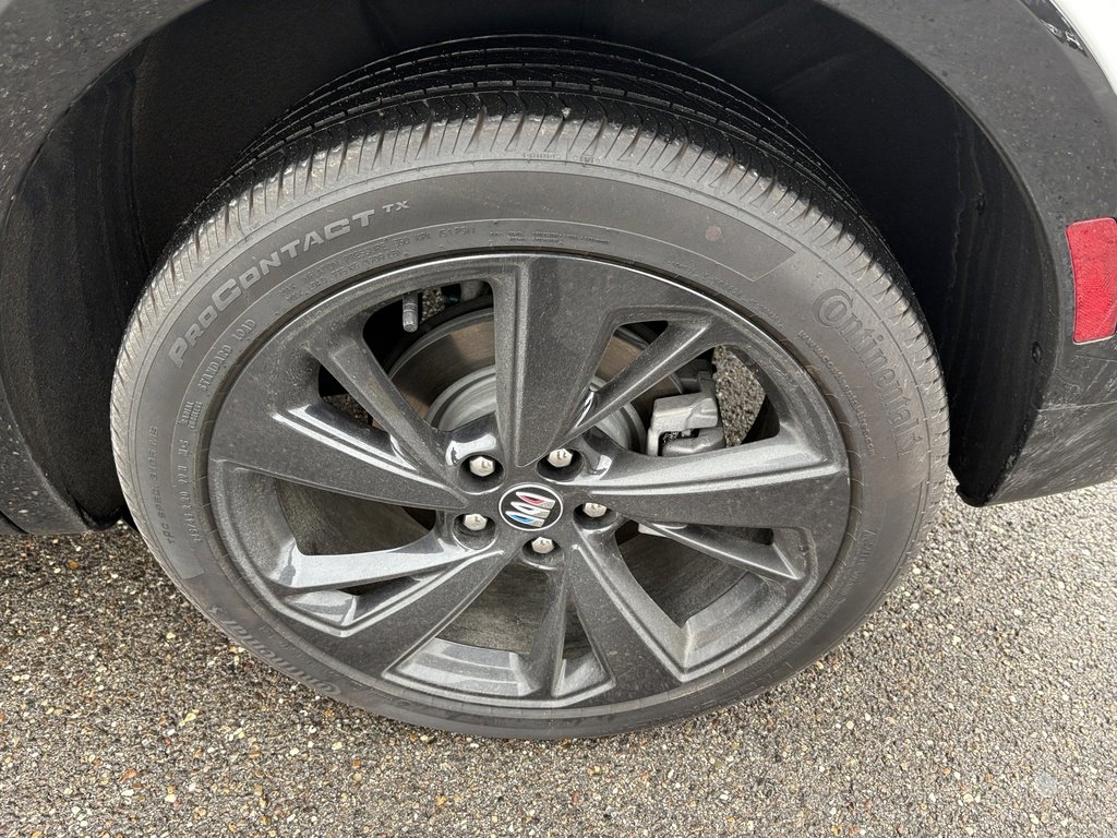 Used 2024 Buick Envision Sport Touring image 12