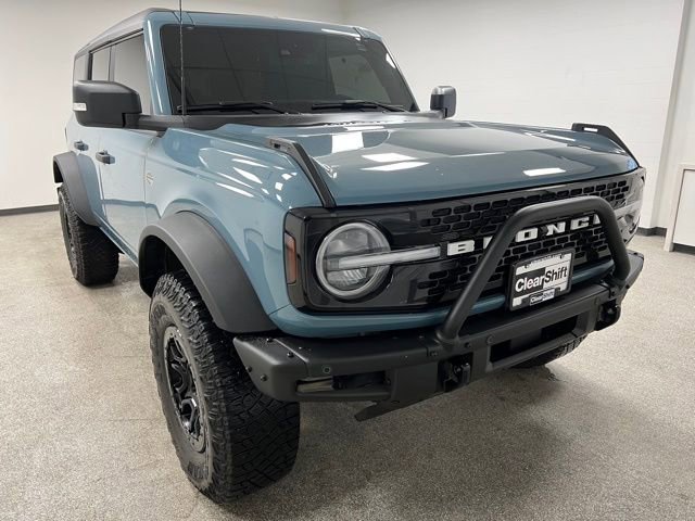 Used 2023 Ford Bronco Wildtrak image 2