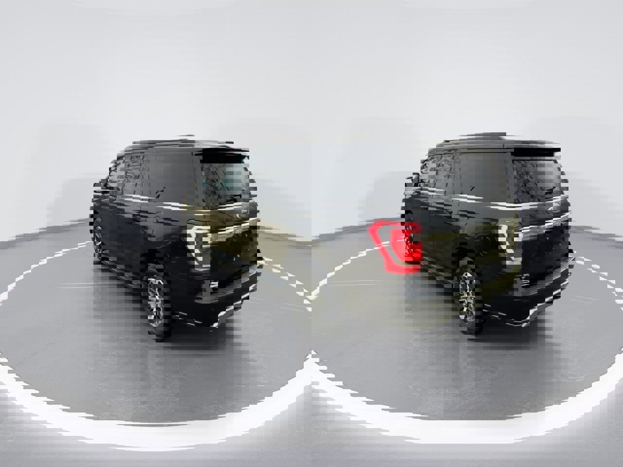 Used 2021 Ford Expedition Max XLT image 14