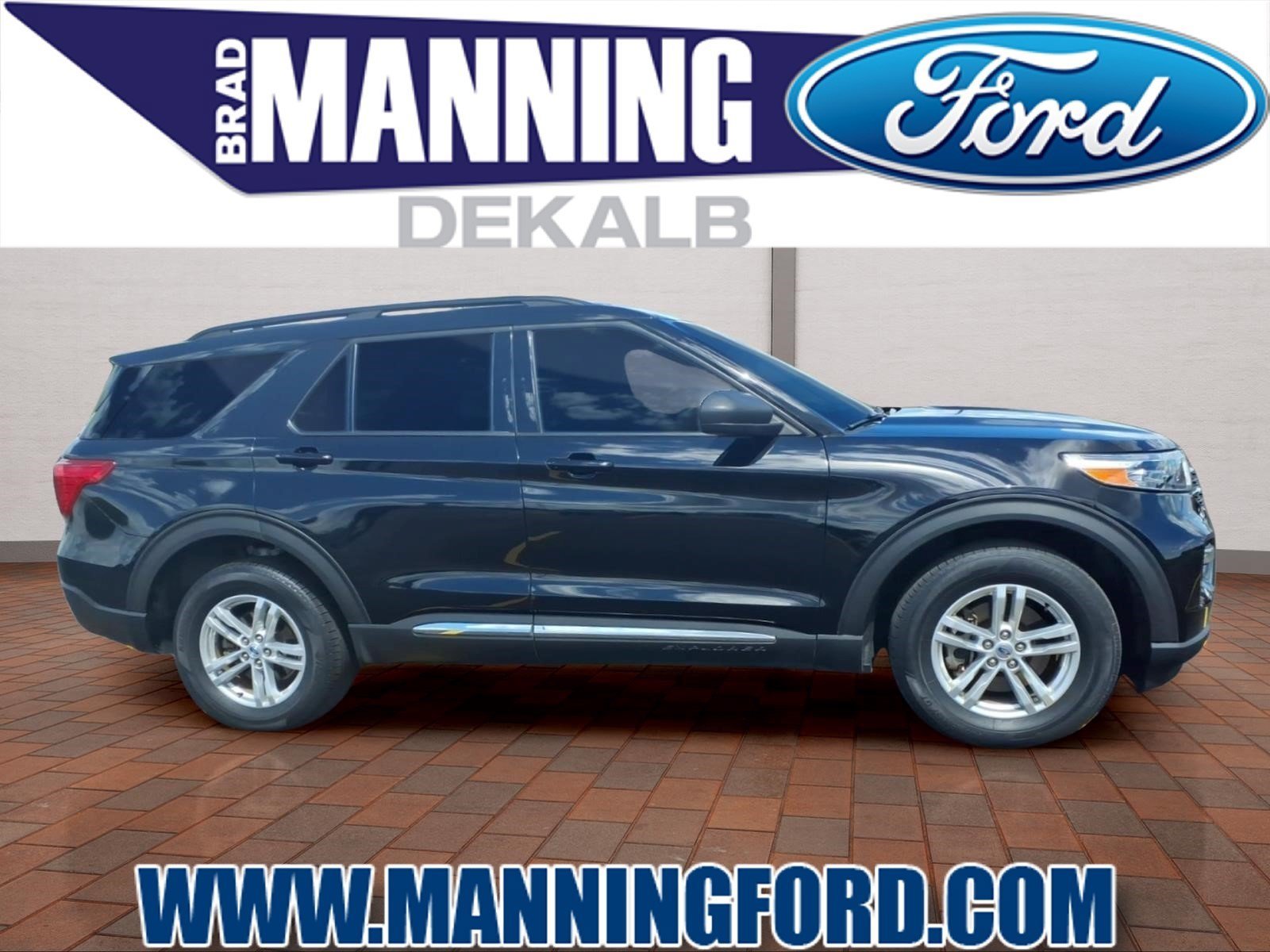 Used 2023 Ford Explorer XLT w/ Equipment Group 202A AWD/4WD image 1