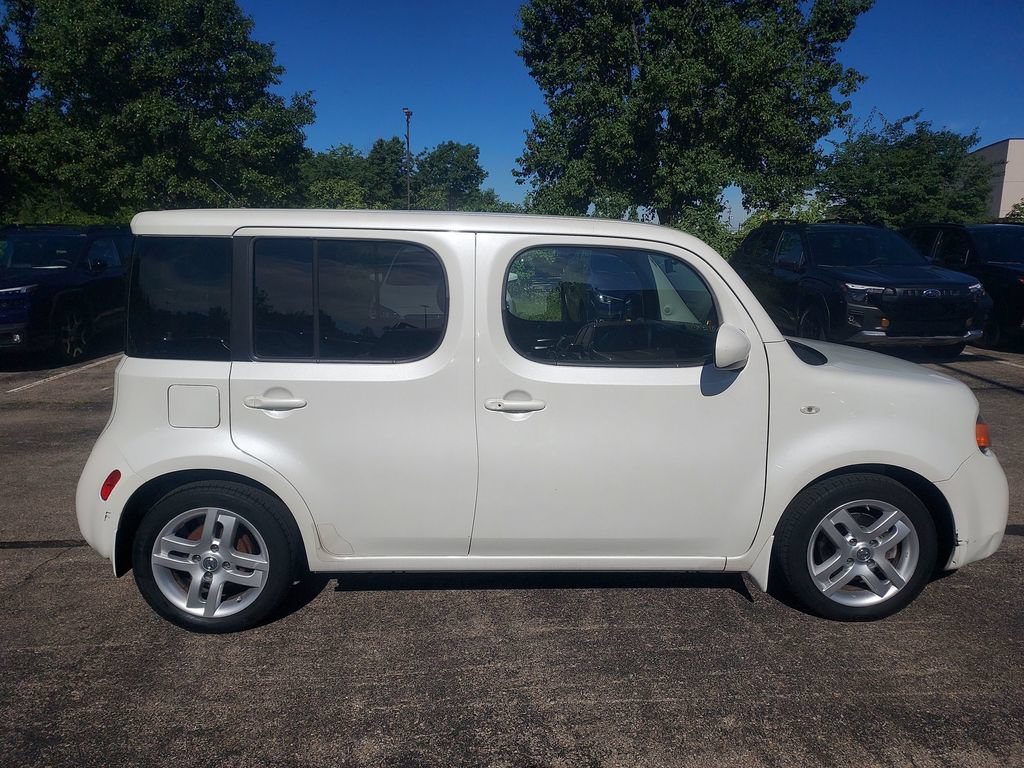 Used 2014 Nissan Cube 1.8 SL w/ Interior Designer Package FWD image 8