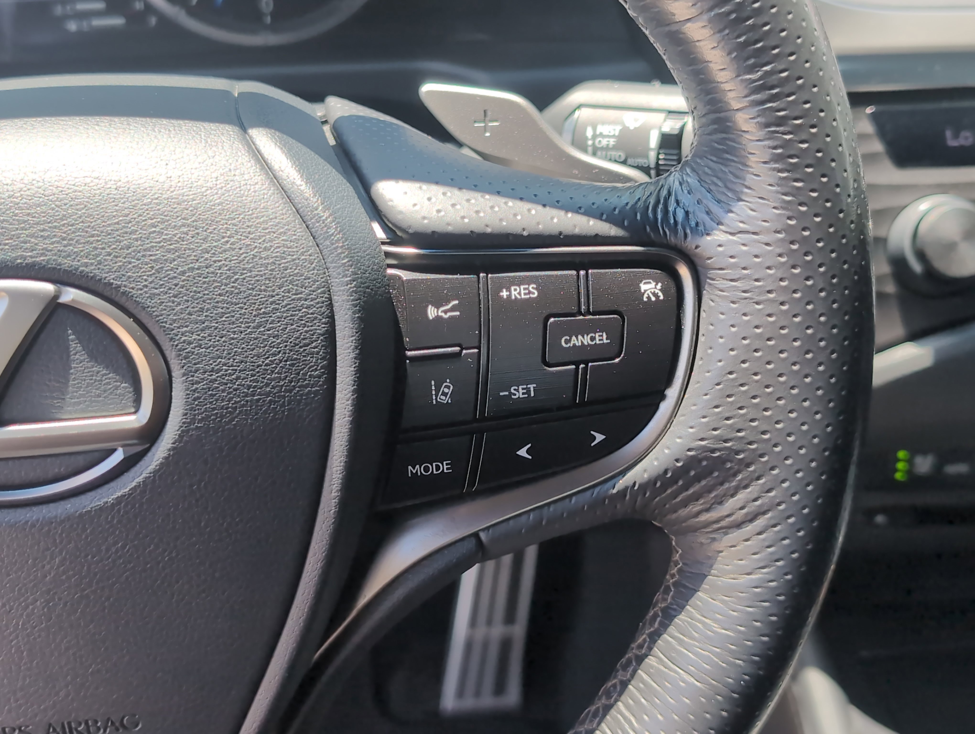 Used 2019 Lexus ES 350 F Sport w/ Accessory Package 2 FWD image 20