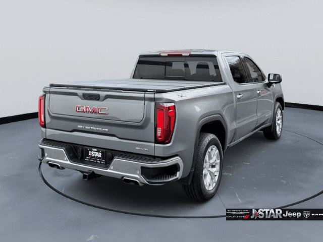 Used 2022 GMC Sierra 1500 SLT w/ SLT Premium Package AWD/4WD image 5