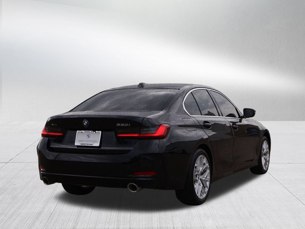 Certified 2025 BMW 330i xDrive Sedan w/ Premium Package AWD/4WD image 24