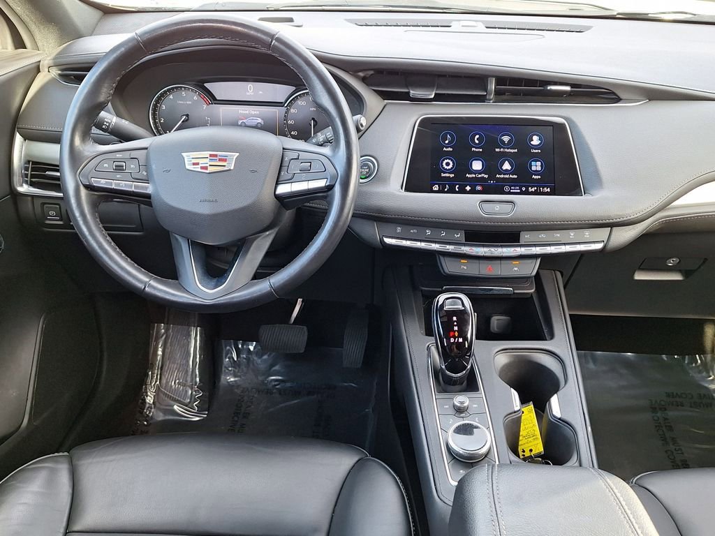 Used 2023 Cadillac XT4 Premium Luxury image 13