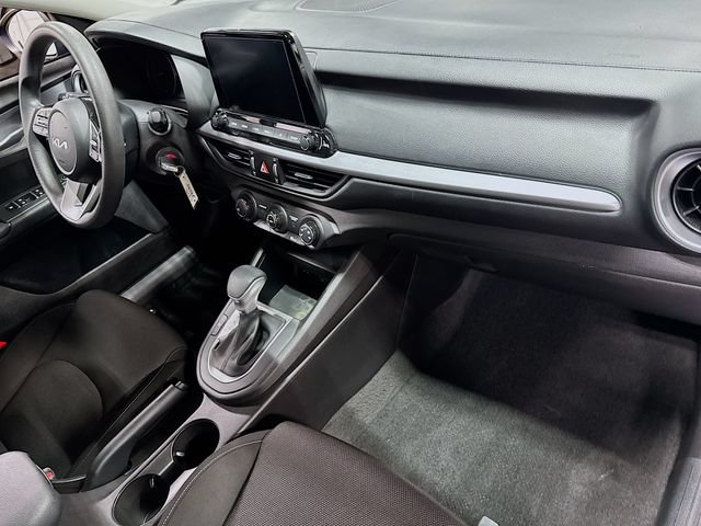 Used 2023 Kia Forte LXS w/ LXS Technology Package FWD image 30