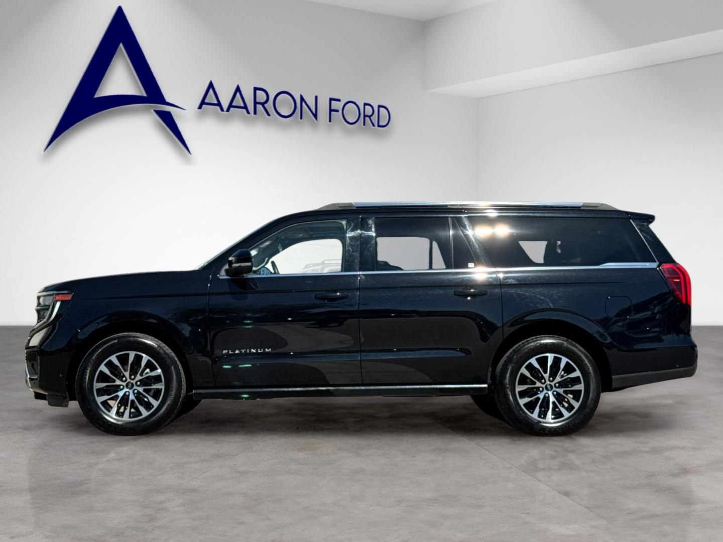 Used 2025 Ford Expedition Max Platinum image 3