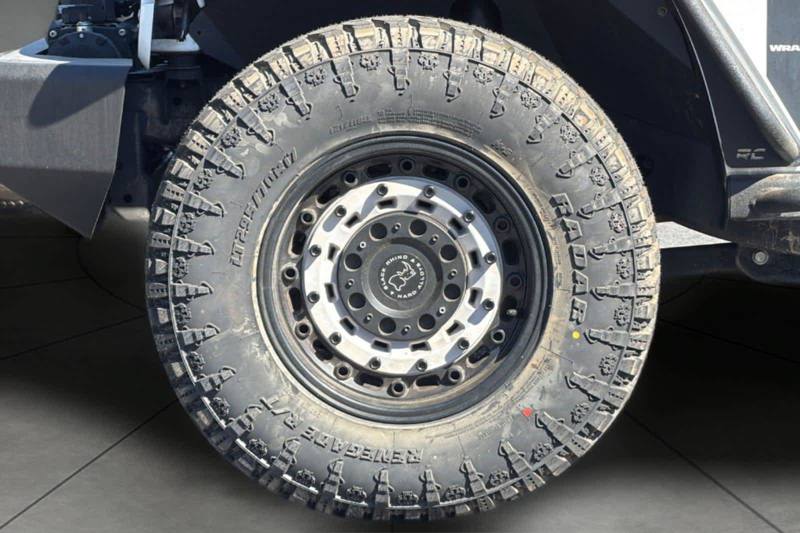 Used 2018 Jeep Wrangler Unlimited Sport AWD/4WD image 11