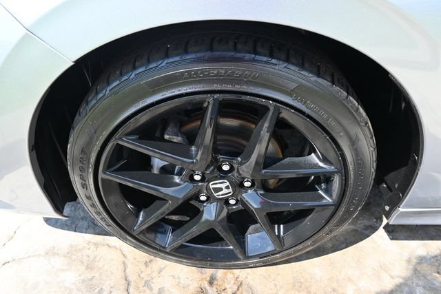 Used 2023 Honda Civic Sport image 10