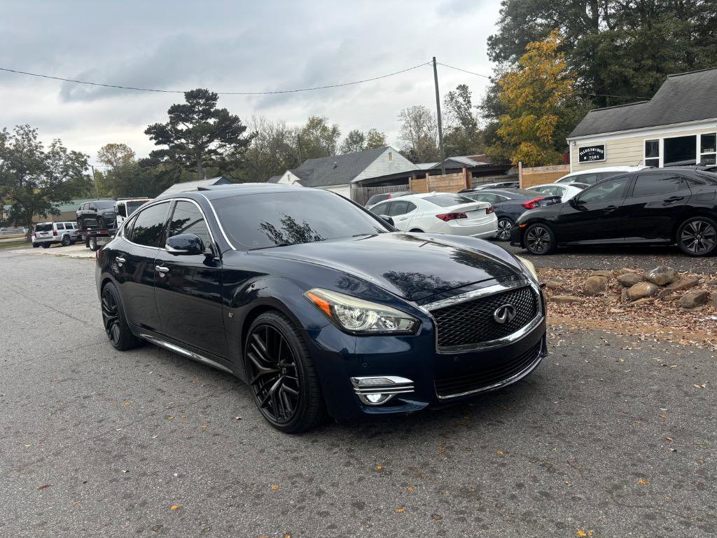 Used 2019 INFINITI Q70 L 3.7 w/ Sensory Package image 3