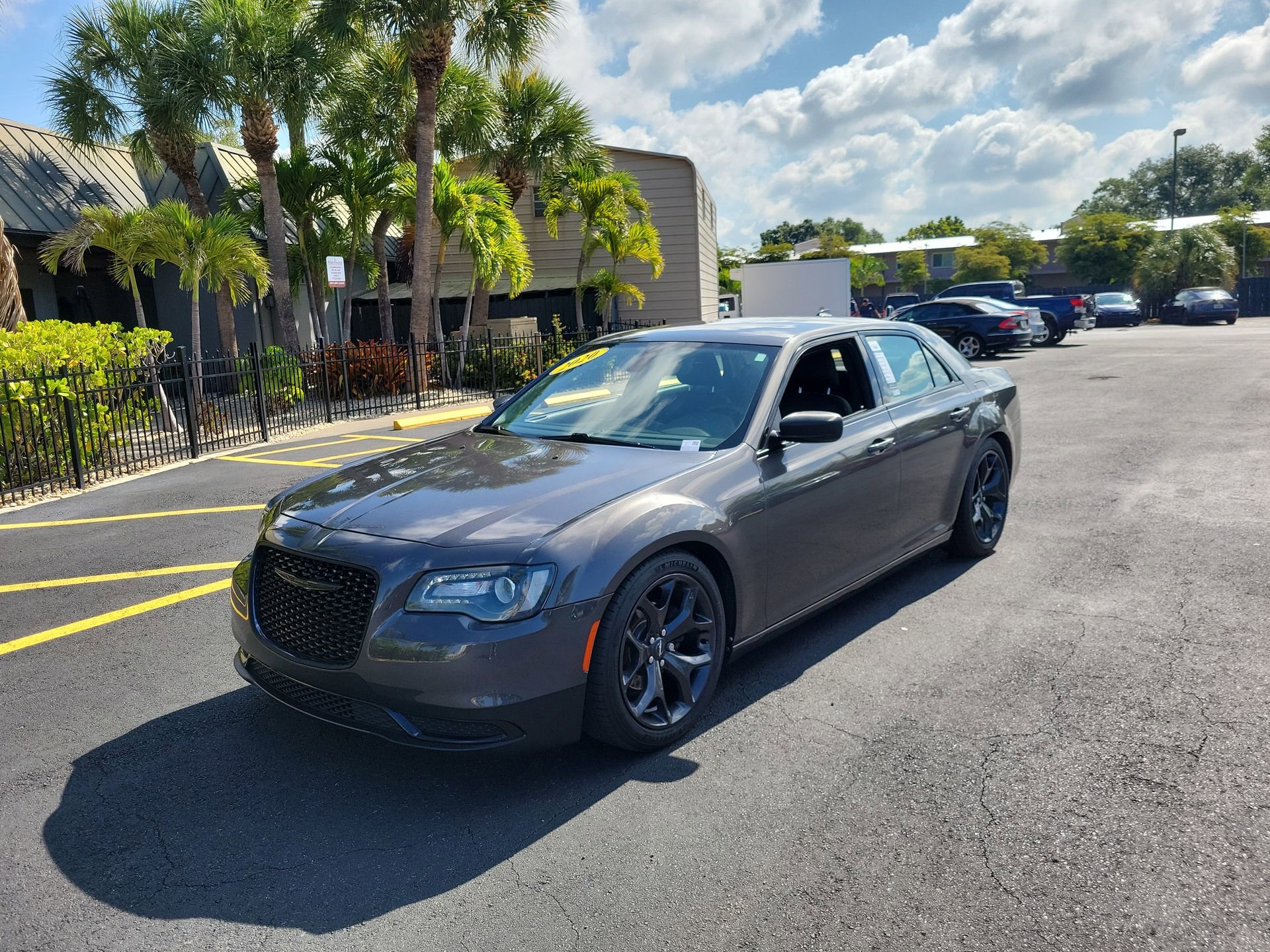 Used 2020 Chrysler 300 Touring w/ Sport Appearance Package RWD image 10