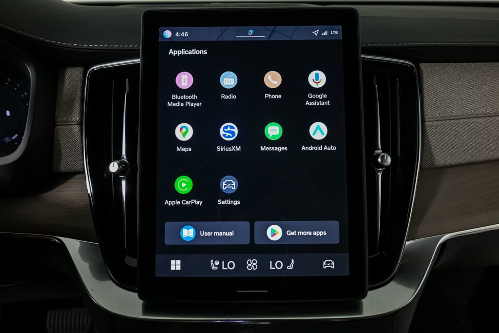 Certified 2026 Volvo XC90 B6 Plus w/ Protection Package Premier image 16