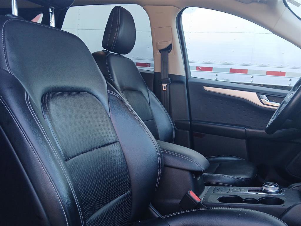 Used 2020 Ford Escape SEL FWD image 10