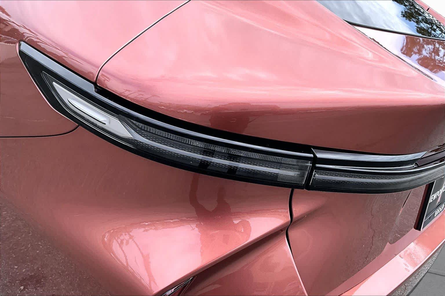New 2026 Lexus ES 350e FWD image 12
