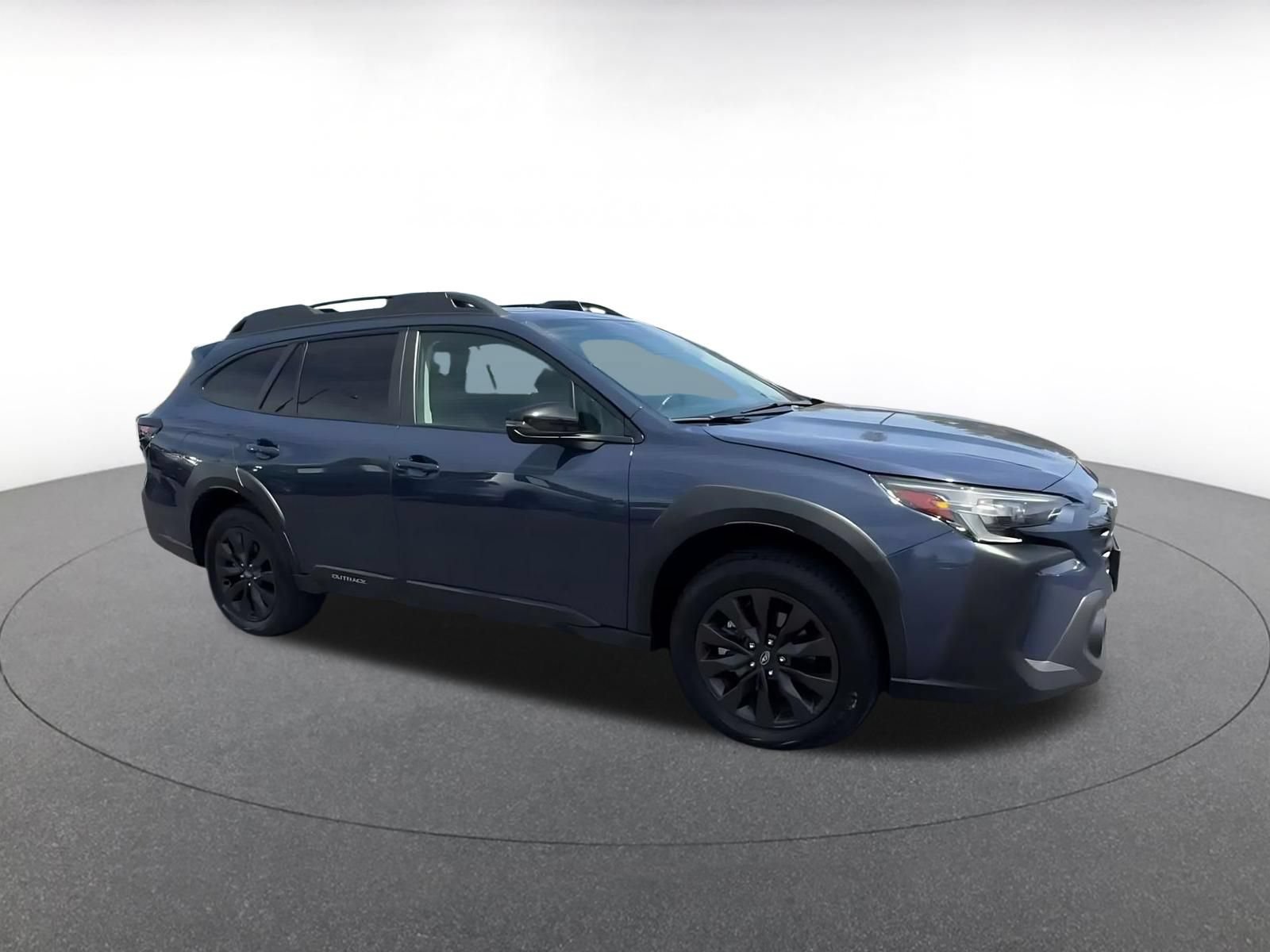 Used 2025 Subaru Outback Onyx Edition AWD/4WD image 2