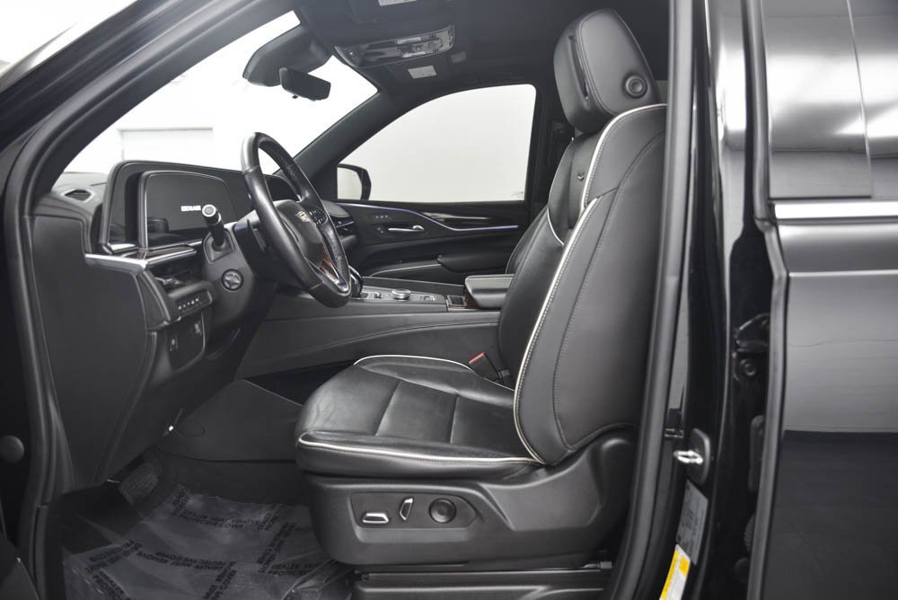 Certified 2023 Cadillac Escalade ESV Premium Luxury image 11