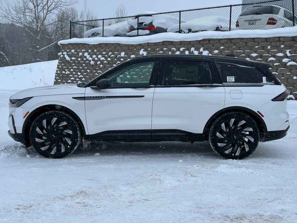 New 2026 Lincoln Nautilus Reserve w/ Jet Appearance Package AWD/4WD image 38