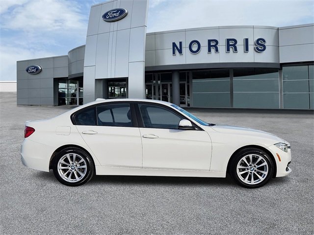 Used 2018 BMW 320i xDrive Sedan image 5