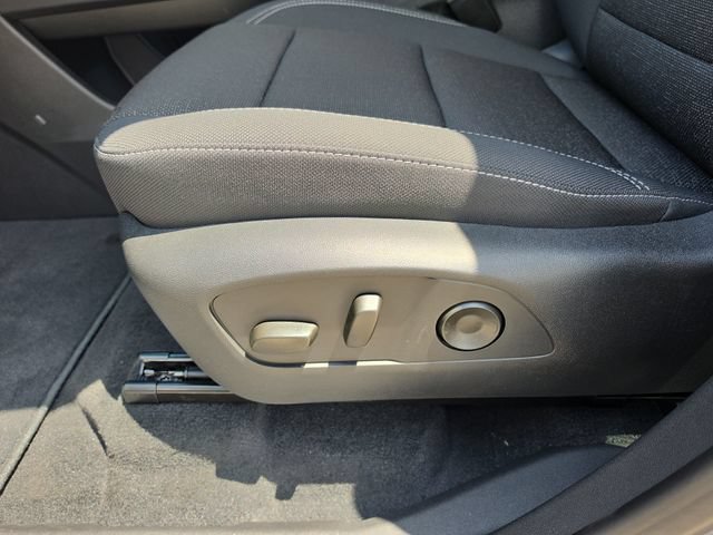 Used 2026 Chevrolet Traverse LT w/ Driver Confidence Package FWD image 17