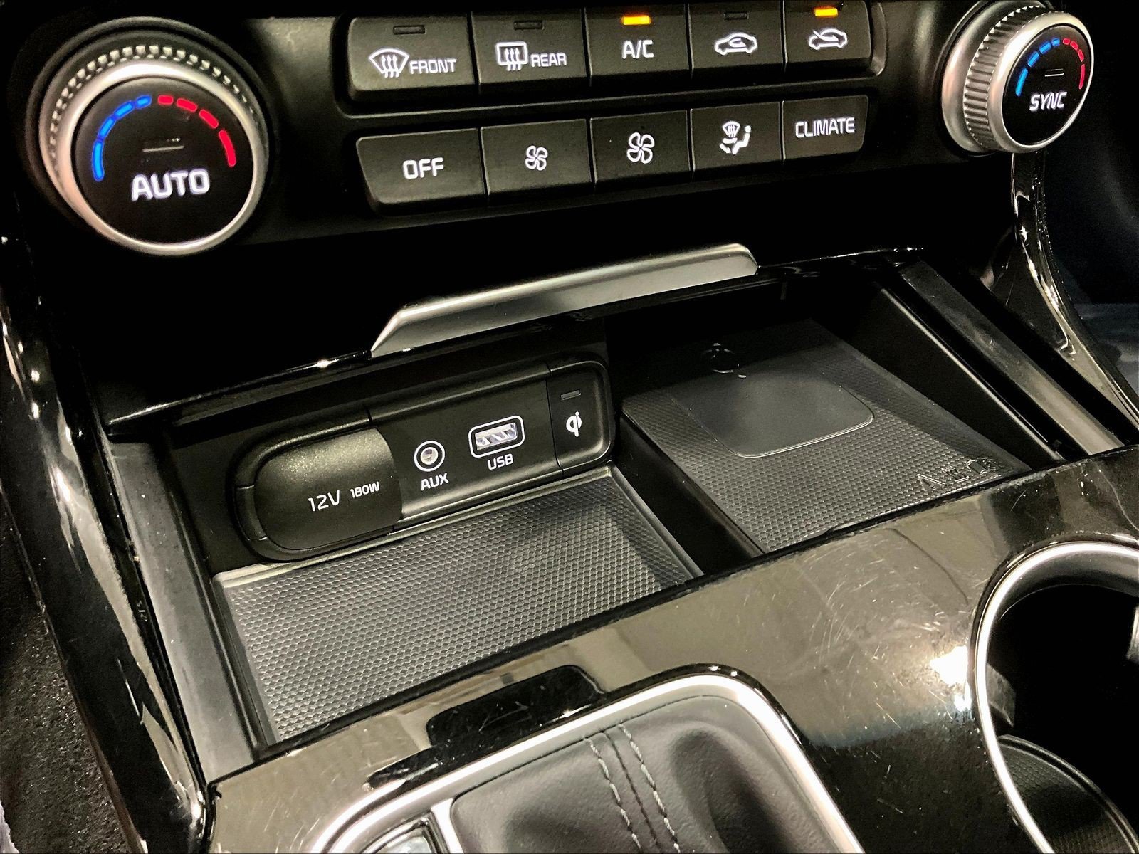 Used 2021 Kia Stinger GT-Line AWD/4WD image 16
