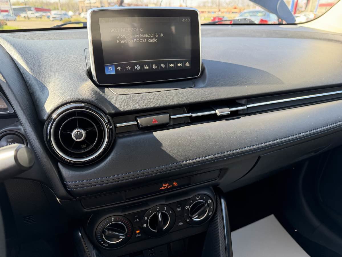 Used 2018 Toyota Yaris iA image 22