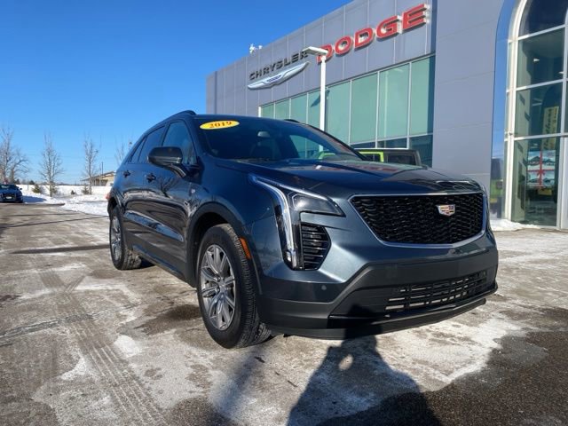 Used 2019 Cadillac XT4 Sport w/ Cold Weather Package AWD/4WD image 3