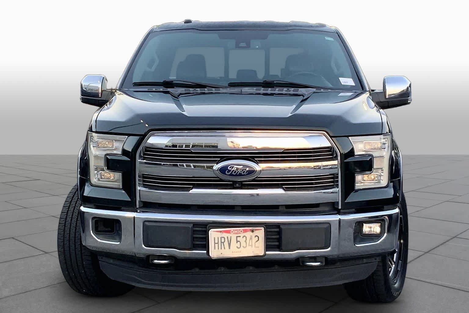 Used 2016 Ford F150 Lariat w/ Equipment Group 502A Luxury AWD/4WD image 4