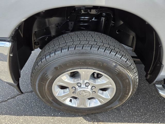 Used 2024 RAM 2500 Big Horn AWD/4WD image 23