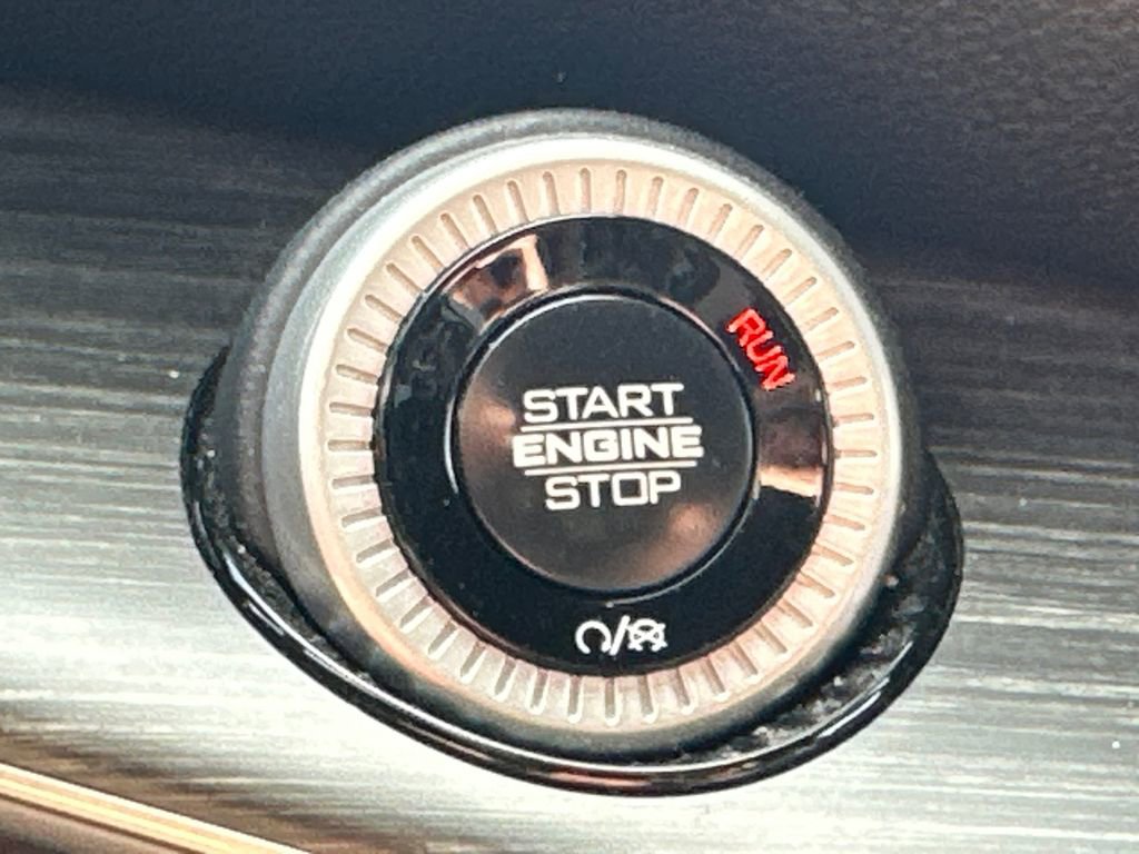 Used 2024 Jeep Wagoneer Series II w/ Flexible Seating Group RWD image 30