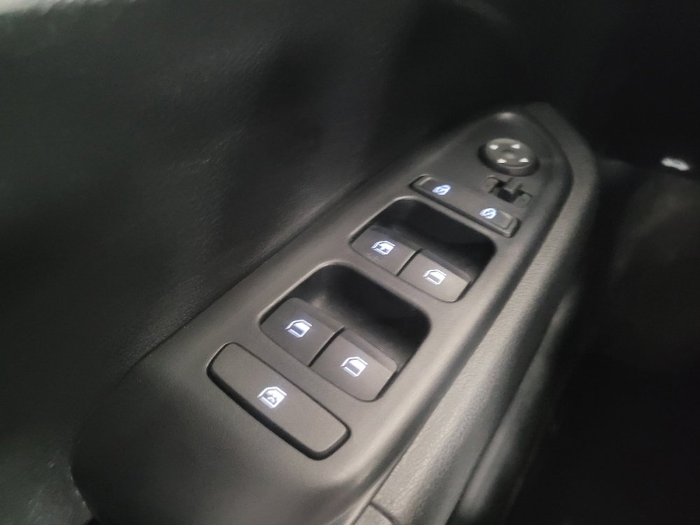 Used 2021 Hyundai Venue SE FWD image 27