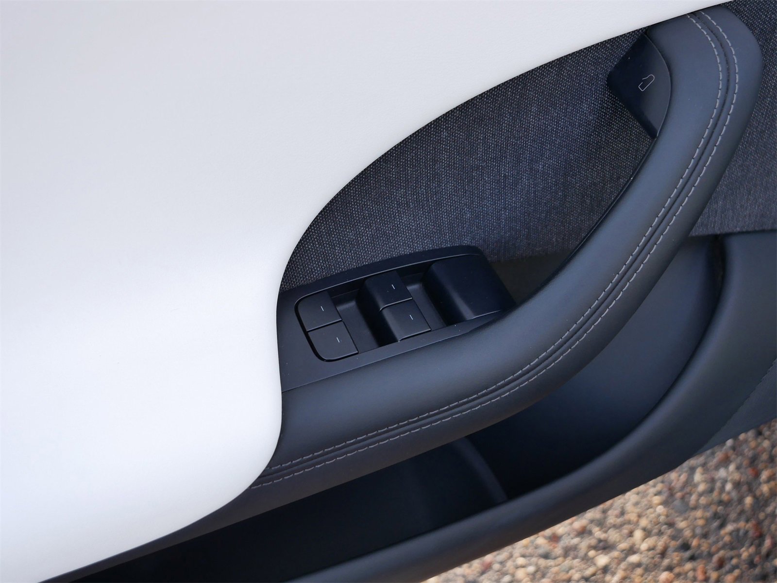 Used 2022 Tesla Model S image 14