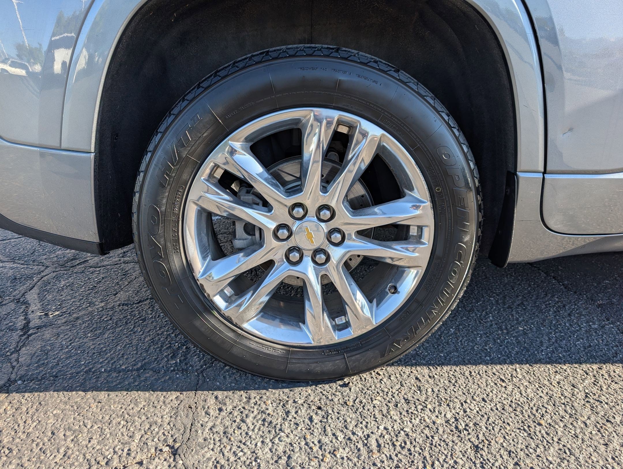 Used 2019 Chevrolet Traverse High Country w/ LPO, Floor Liner Package AWD/4WD image 12