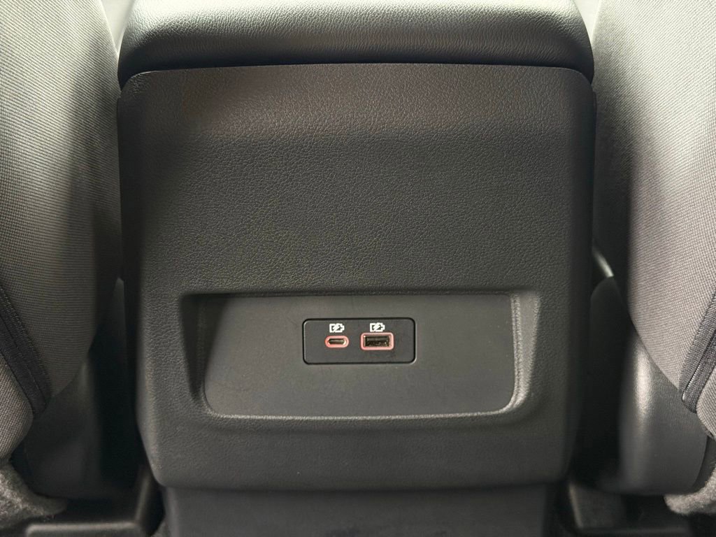 Certified 2025 Nissan Frontier SV RWD image 12