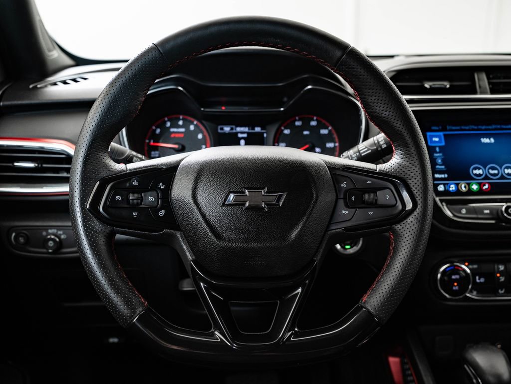 Used 2023 Chevrolet TrailBlazer RS w/ Convenience Package image 37