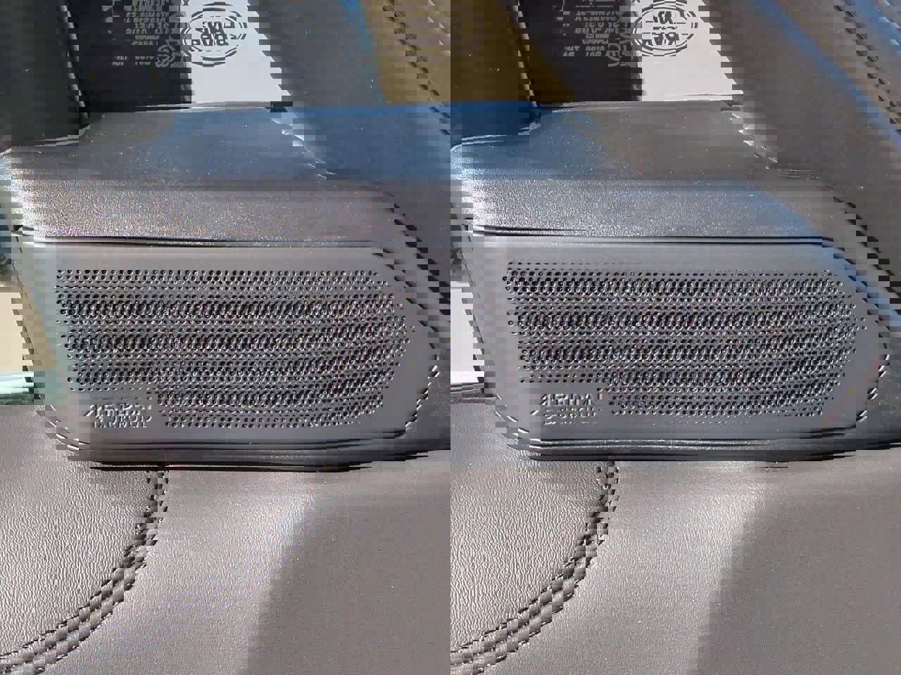 New 2025 Land Rover Range Rover SE image 31