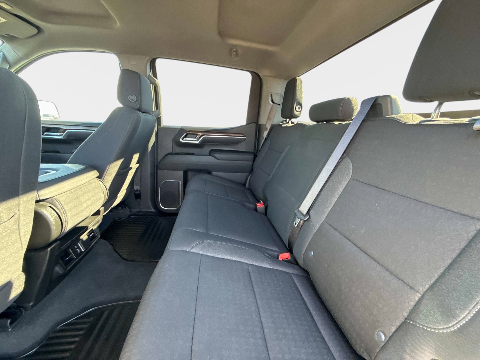 Used 2025 Chevrolet Silverado 1500 LT image 15