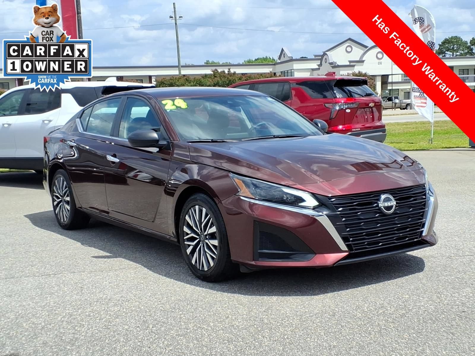 Used 2024 Nissan Altima 2.5 SV FWD image 7