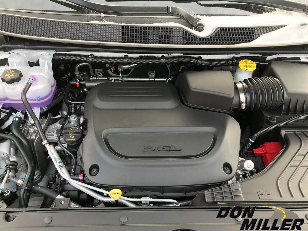 New 2026 Chrysler Pacifica Limited image 36