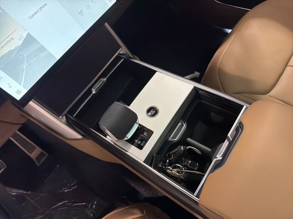 New 2026 Land Rover Range Rover SE AWD/4WD image 17