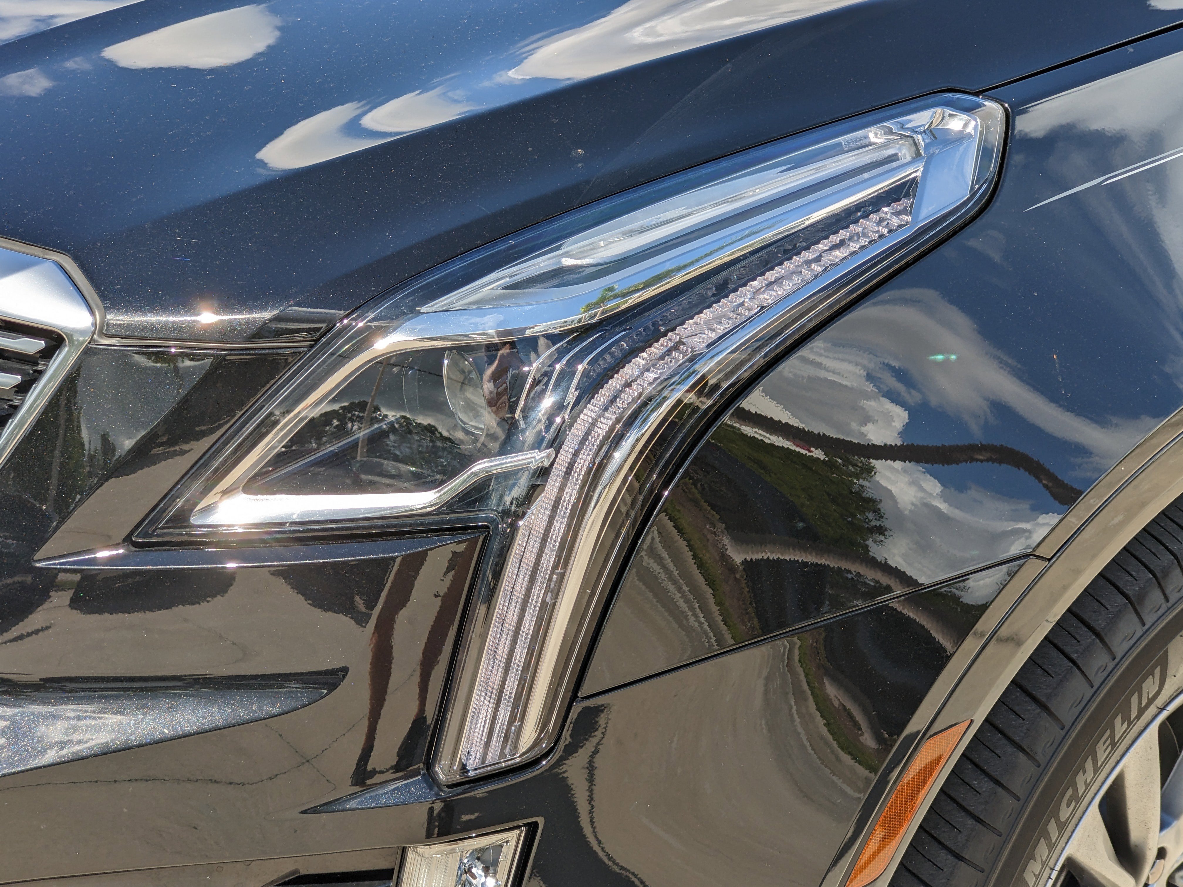 Certified 2022 Cadillac XT5 Premium Luxury w/ Technology Package image 9