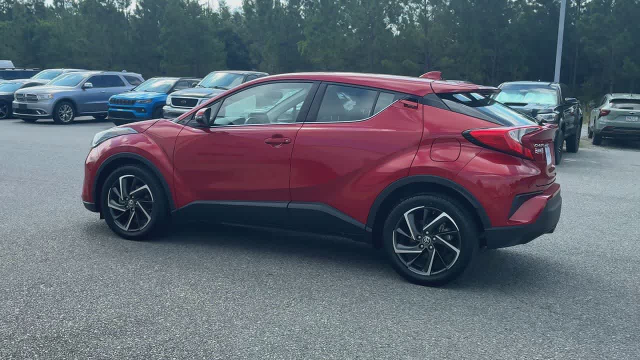 Used 2022 Toyota C-HR Limited FWD image 6