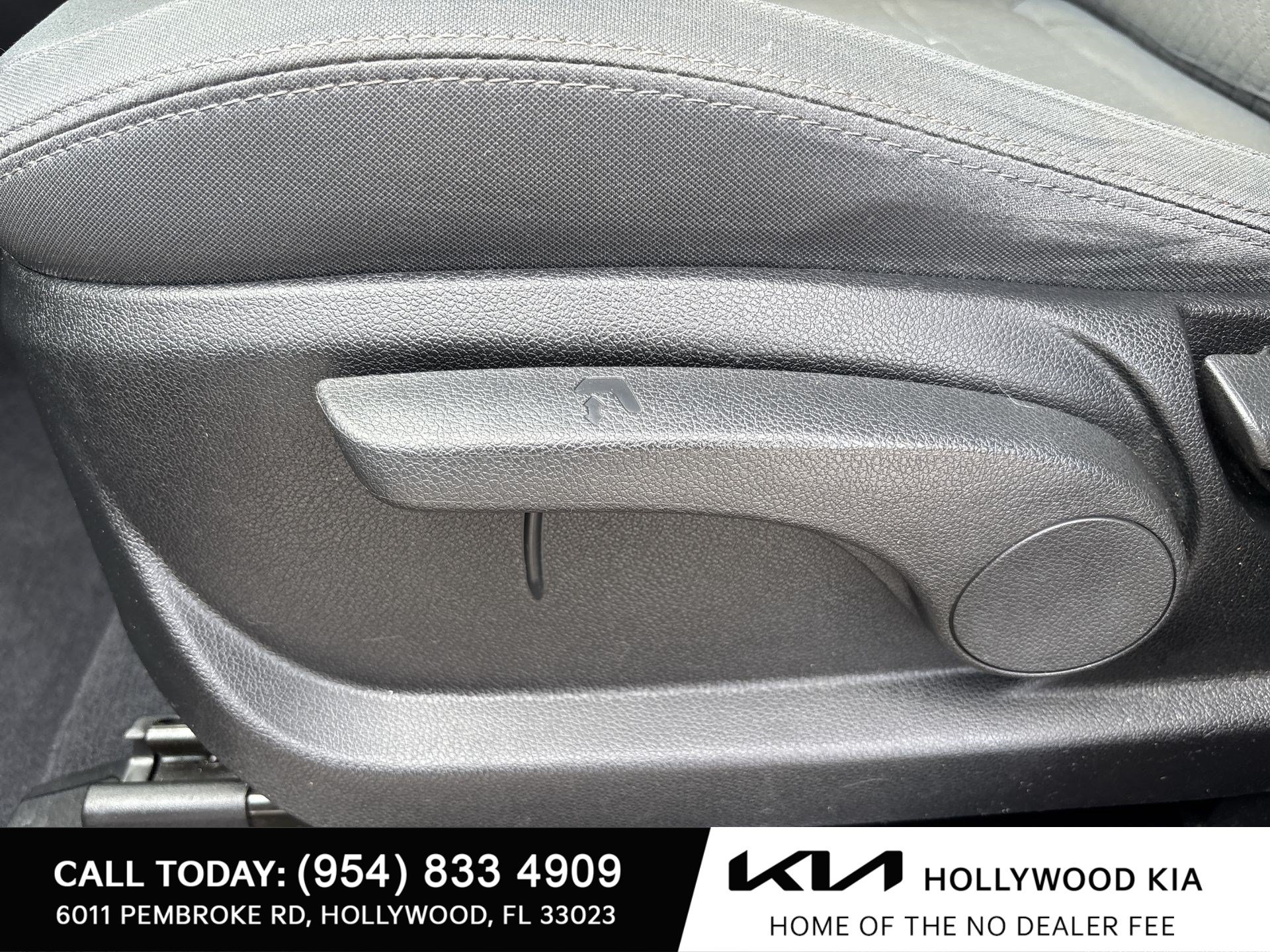 Used 2019 Kia Sorento FWD image 14