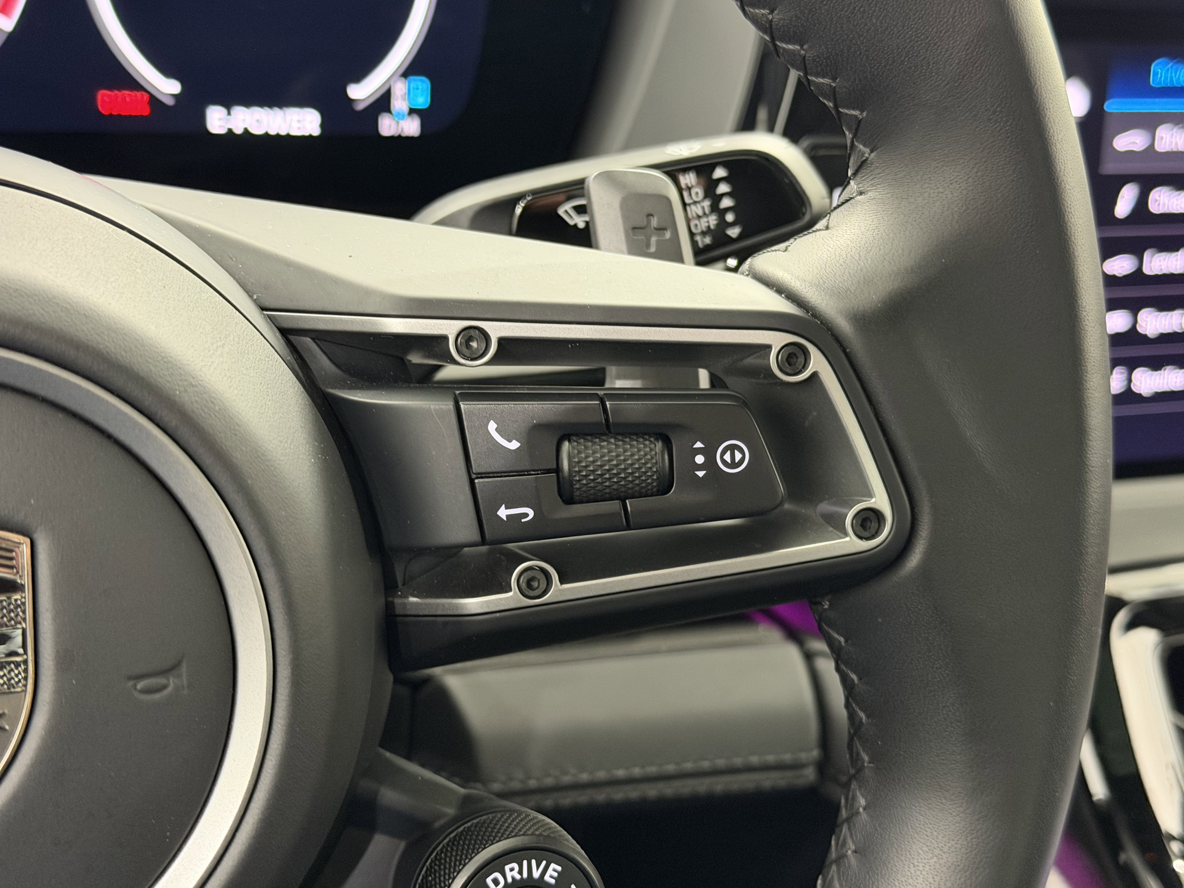 Used 2025 Porsche Panamera Turbo S image 50