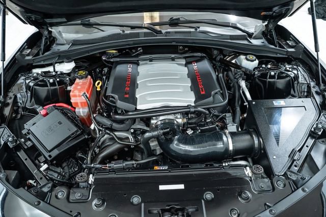 Used 2016 Chevrolet Camaro SS RWD image 30