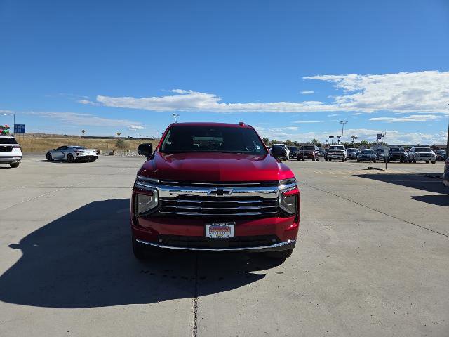 New 2026 Chevrolet Suburban LT image 9